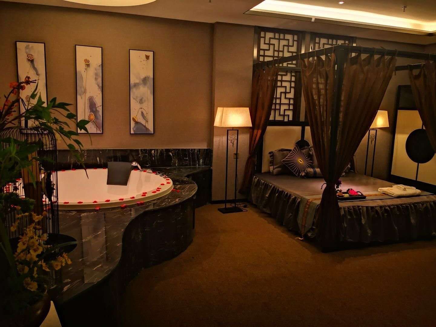 昨晚去体验了呼市高端SPA商务会所,让你体验到真正的快乐